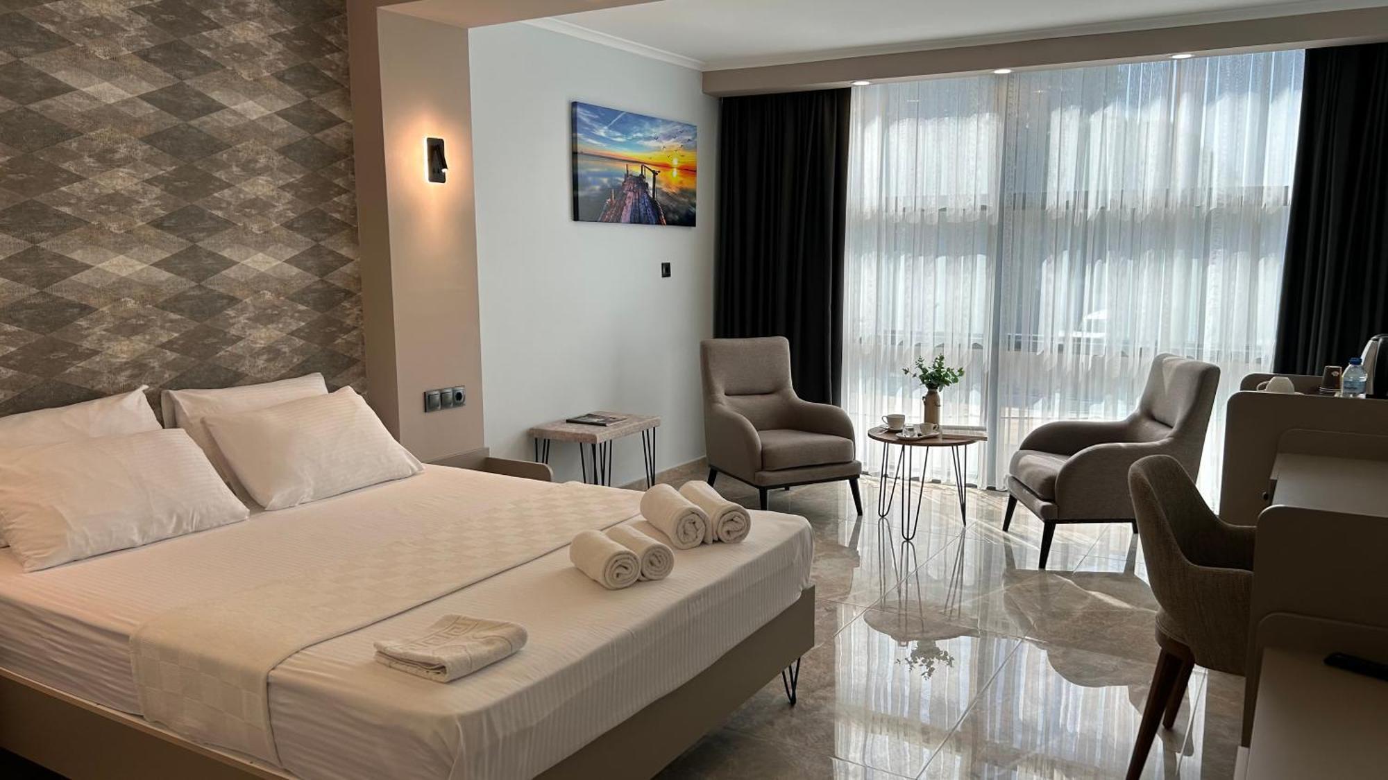 01 Nova Otel Дидим Екстериор снимка