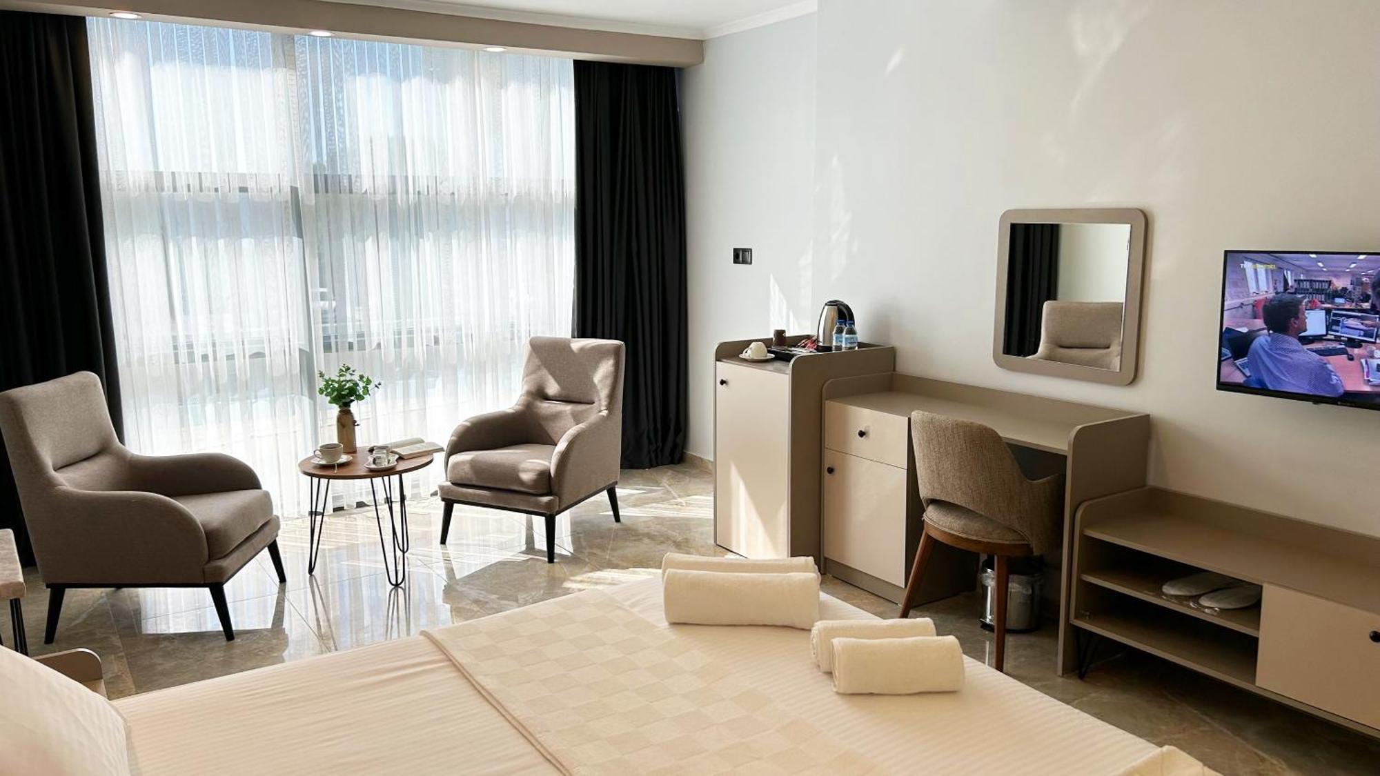 01 Nova Otel Дидим Екстериор снимка